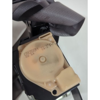 Recambio de cinturon seguridad delantero derecho para hyundai tucson (jm) 2.0 crdi referencia OEM IAM 888202E400DD  