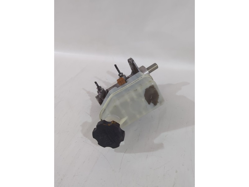 Recambio de bomba freno para hyundai tucson (jm) 2.0 crdi referencia OEM IAM 585102E000  