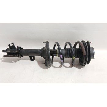 Recambio de amortiguador delantero izquierdo para hyundai tucson (jm) 2.0 crdi referencia OEM IAM 546512E500  