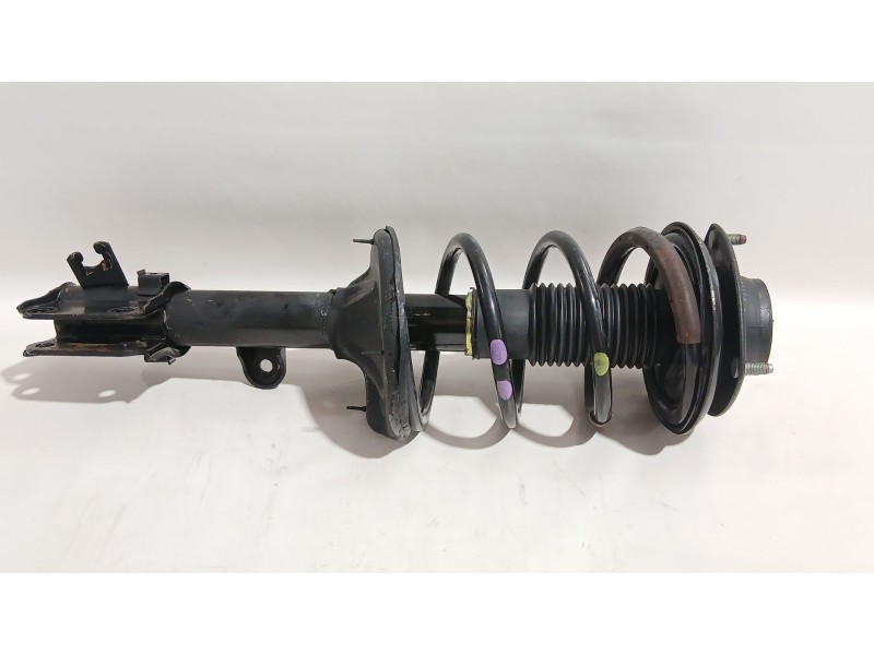 Recambio de amortiguador delantero izquierdo para hyundai tucson (jm) 2.0 crdi referencia OEM IAM 546512E500  