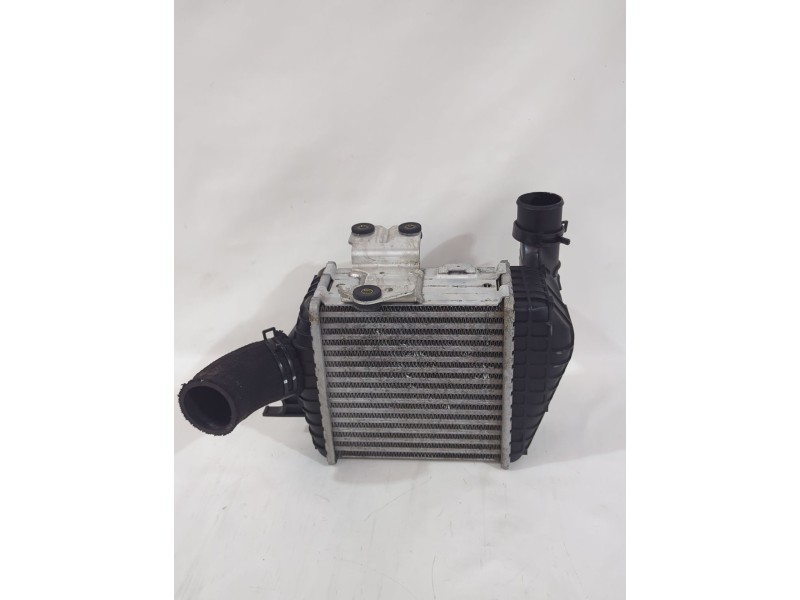Recambio de intercooler para hyundai tucson (jm) 2.0 crdi referencia OEM IAM 2827127250  