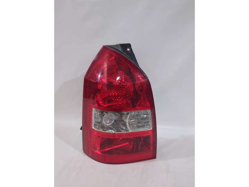 Recambio de piloto trasero izquierdo para hyundai tucson (jm) 2.0 crdi referencia OEM IAM 924102E010  
