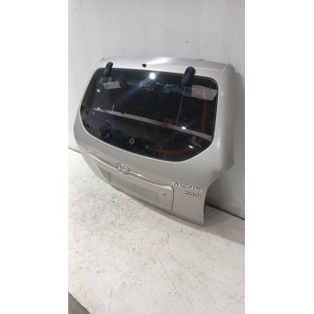 Recambio de porton trasero para hyundai tucson (jm) 2.0 crdi referencia OEM IAM 737002E050  