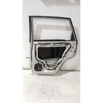 Recambio de puerta trasera derecha para hyundai tucson (jm) 2.0 crdi referencia OEM IAM 770042E020  