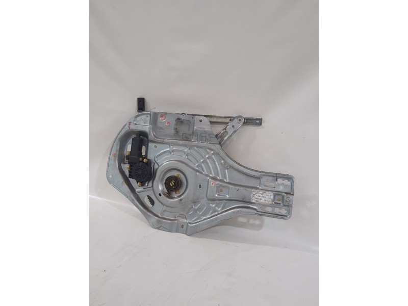 Recambio de elevalunas delantero derecho para hyundai tucson (jm) 2.0 crdi referencia OEM IAM 824062E000  