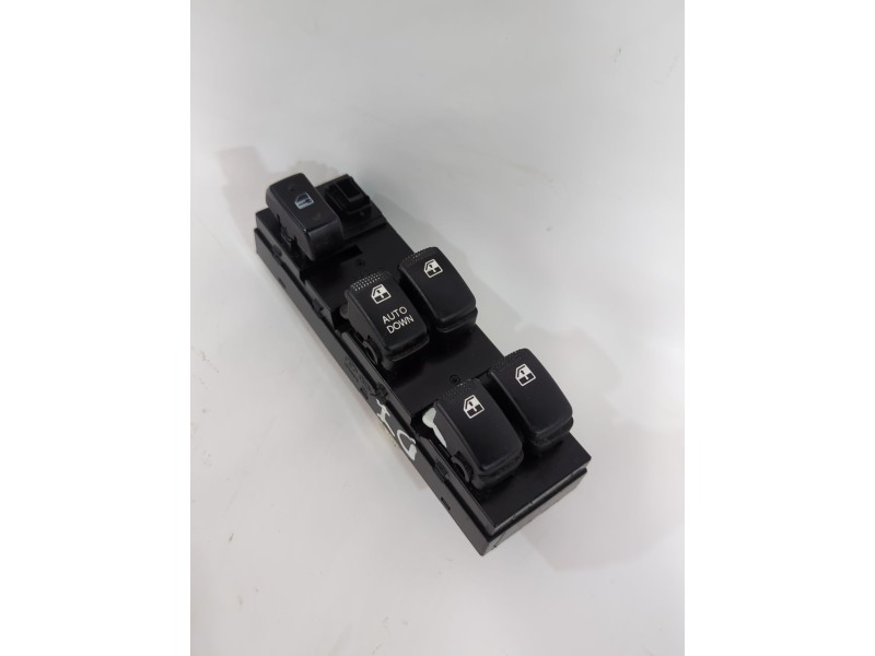 Recambio de mando elevalunas delantero izquierdo para hyundai tucson (jm) 2.0 crdi referencia OEM IAM 935702E000DD  