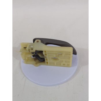Recambio de maneta interior delantera izquierda para hyundai tucson (jm) 2.0 crdi referencia OEM IAM 826102E000DD  