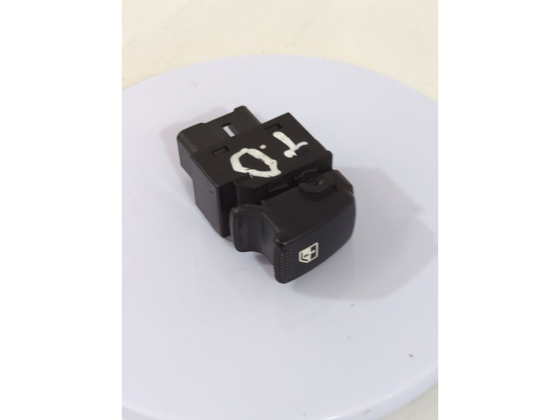 Recambio de mando elevalunas trasero derecho para hyundai tucson (jm) 2.0 crdi referencia OEM IAM 935802E100DD  