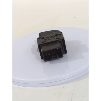 Recambio de mando elevalunas trasero derecho para hyundai tucson (jm) 2.0 crdi referencia OEM IAM 935802E100DD  