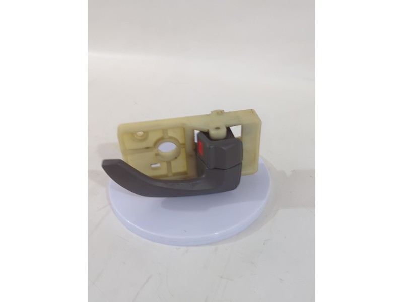 Recambio de maneta interior delantera derecha para hyundai tucson (jm) 2.0 crdi referencia OEM IAM 826202E000DD  