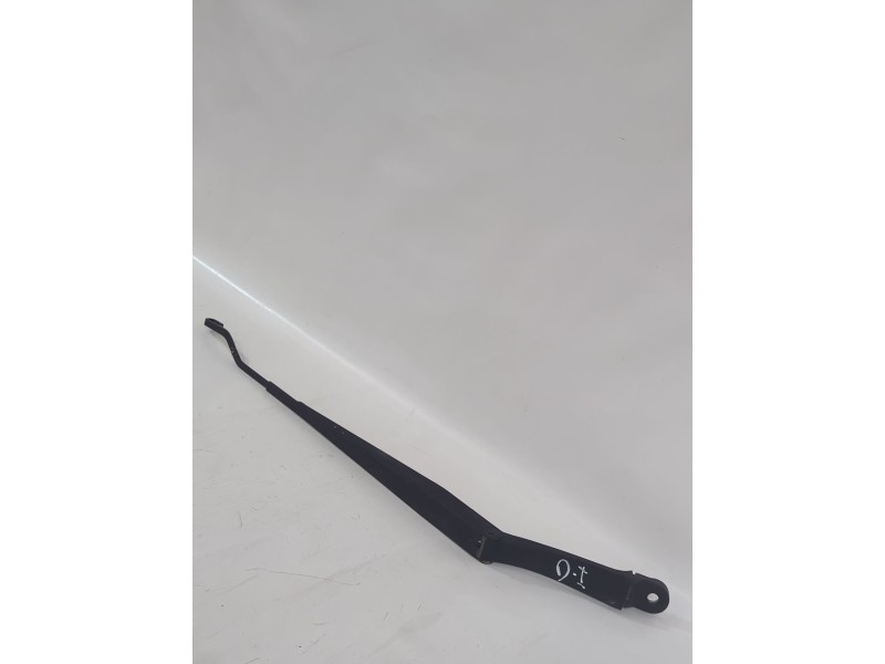 Recambio de brazo limpia delantero izquierdo para hyundai tucson (jm) 2.0 crdi referencia OEM IAM 983112E000  