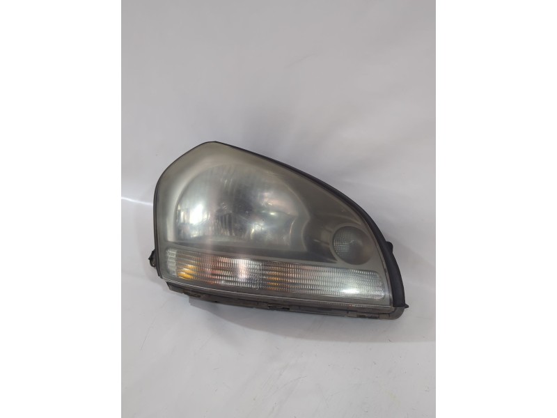 Recambio de faro derecho para hyundai tucson (jm) 2.0 crdi referencia OEM IAM 921022E010  