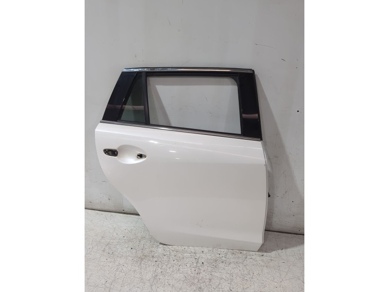 Recambio de puerta trasera derecha para mazda 6 station wagon (gj, gl) 2.2 d referencia OEM IAM GHY07202XD  