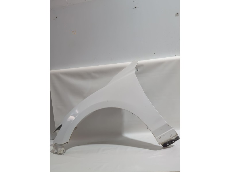 Recambio de aleta delantera izquierda para mazda 6 station wagon (gj, gl) 2.2 d referencia OEM IAM GHP952211A  