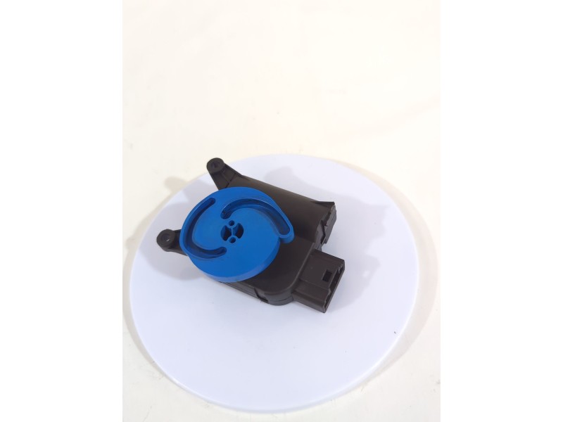 Recambio de motor apertura trampilla para audi a4 b6 (8e2) 2.0 referencia OEM IAM 8E1820511F  