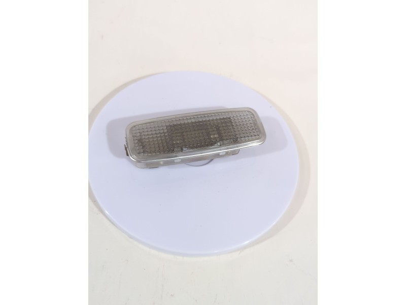 Recambio de luz interior para audi a4 b6 (8e2) 2.0 referencia OEM IAM 8L0947105A  