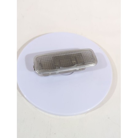 Recambio de luz interior para audi a4 b6 (8e2) 2.0 referencia OEM IAM 8L0947105A  