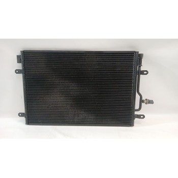 CONDENSADOR / RADIADOR AIRE ACONDICIONADO 8E0260401B 