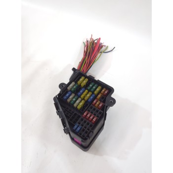 Recambio de caja reles / fusibles para audi a4 b6 (8e2) 2.0 referencia OEM IAM 8D1941824  