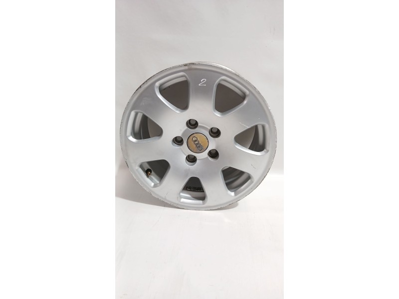 Recambio de llanta para audi a4 b6 (8e2) 2.0 referencia OEM IAM 8E0601025  