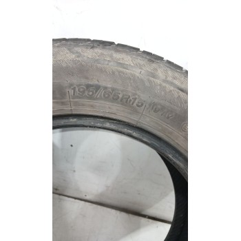 Recambio de neumaticos para audi a4 b6 (8e2) 2.0 referencia OEM IAM 195/65R1591V  