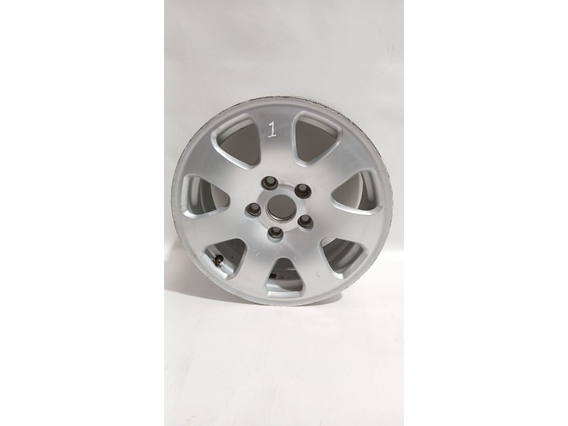 Recambio de llanta para audi a4 b6 (8e2) 2.0 referencia OEM IAM 8E0601025  
