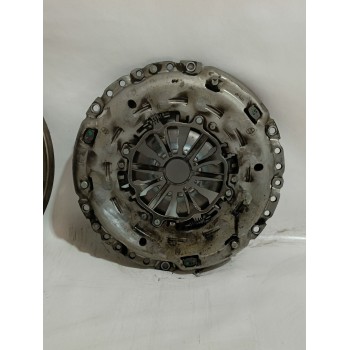 Recambio de kit embrague para seat leon (5f1) 1.6 tdi referencia OEM IAM 04L141025C/04L141031B  