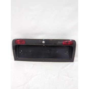 Recambio de piloto trasero central para audi a6 c5 (4b2, 4b4) 2.5 tdi referencia OEM IAM 4B5945695E  