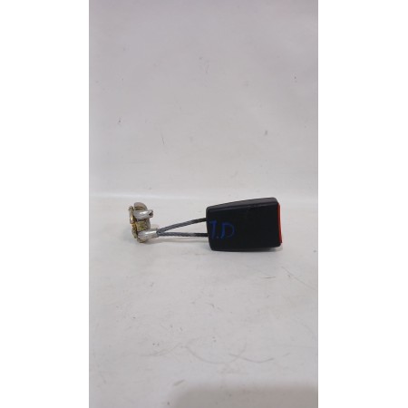 Recambio de enganche cinturon trasero derecho para audi a6 c5 (4b2, 4b4) 2.5 tdi referencia OEM IAM 4B0857740A01C  