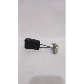 Recambio de enganche cinturon trasero derecho para audi a6 c5 (4b2, 4b4) 2.5 tdi referencia OEM IAM 4B0857740A01C  