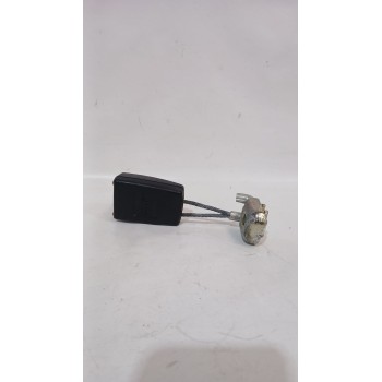 Recambio de enganche cinturon trasero derecho para audi a6 c5 (4b2, 4b4) 2.5 tdi referencia OEM IAM 4B0857740A01C  