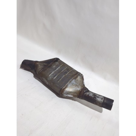 Recambio de catalizador para audi a6 c5 (4b2, 4b4) 2.5 tdi referencia OEM IAM 4D0131090MX/4B0131701P  