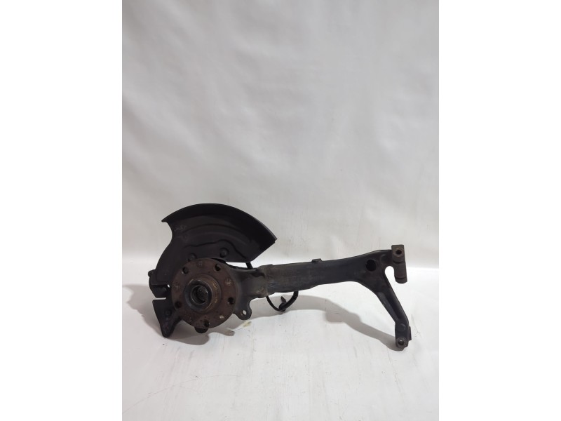 Recambio de mangueta delantera izquierda para audi a6 c5 (4b2, 4b4) 2.5 tdi referencia OEM IAM 8D0407257AM  