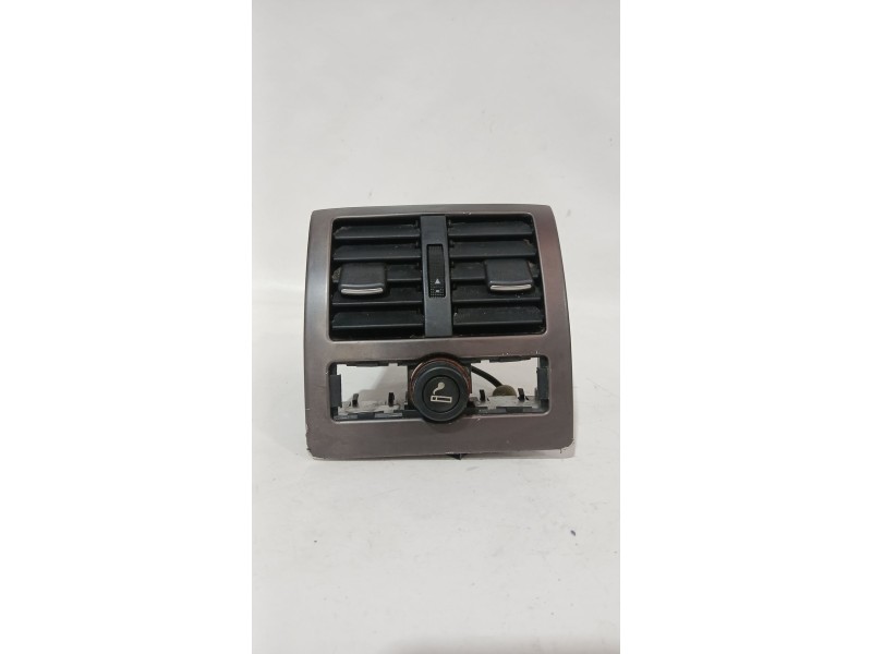 Recambio de rejilla aireadora para audi a6 c5 (4b2, 4b4) 2.5 tdi referencia OEM IAM 4B0819203  