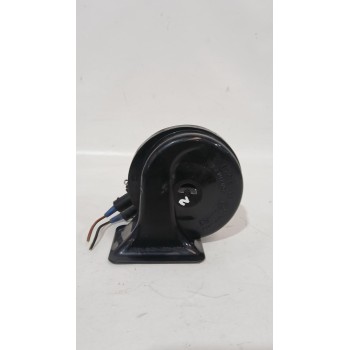 Recambio de claxon para audi a6 c5 (4b2, 4b4) 2.5 tdi referencia OEM IAM 4D0951221A  
