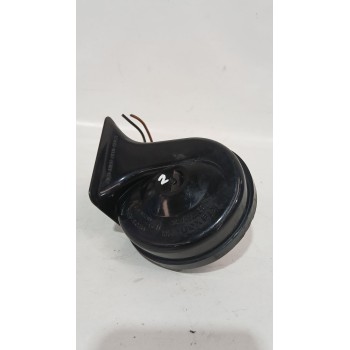 Recambio de claxon para audi a6 c5 (4b2, 4b4) 2.5 tdi referencia OEM IAM 4D0951221A  