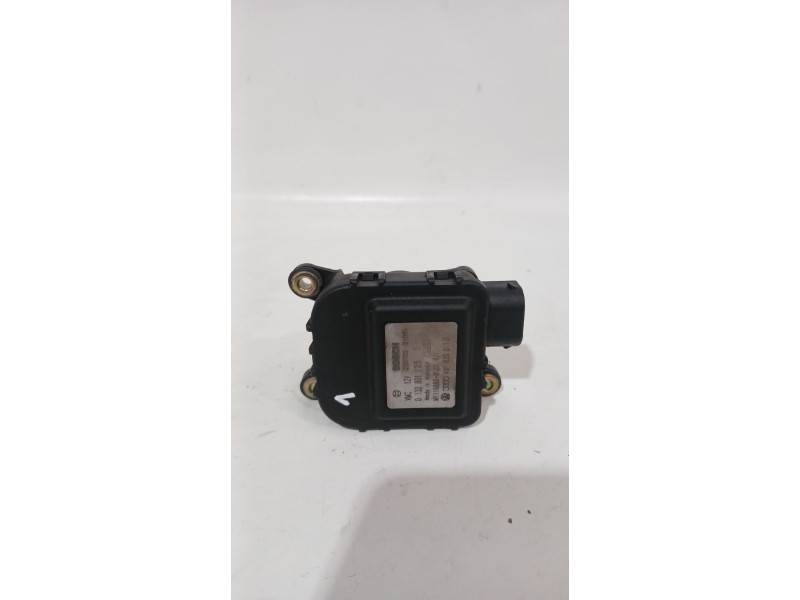 Recambio de motor apertura trampilla para audi a6 c5 (4b2, 4b4) 2.5 tdi referencia OEM IAM 4B1820511D  
