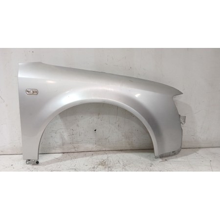 Recambio de aleta delantera derecha para audi a4 b6 (8e2) 2.0 referencia OEM IAM 8E0821106B  