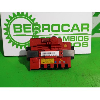 Recambio de caja reles / fusibles para bmw serie 3 touring (e91) 2.0 16v referencia OEM IAM V4694291208  