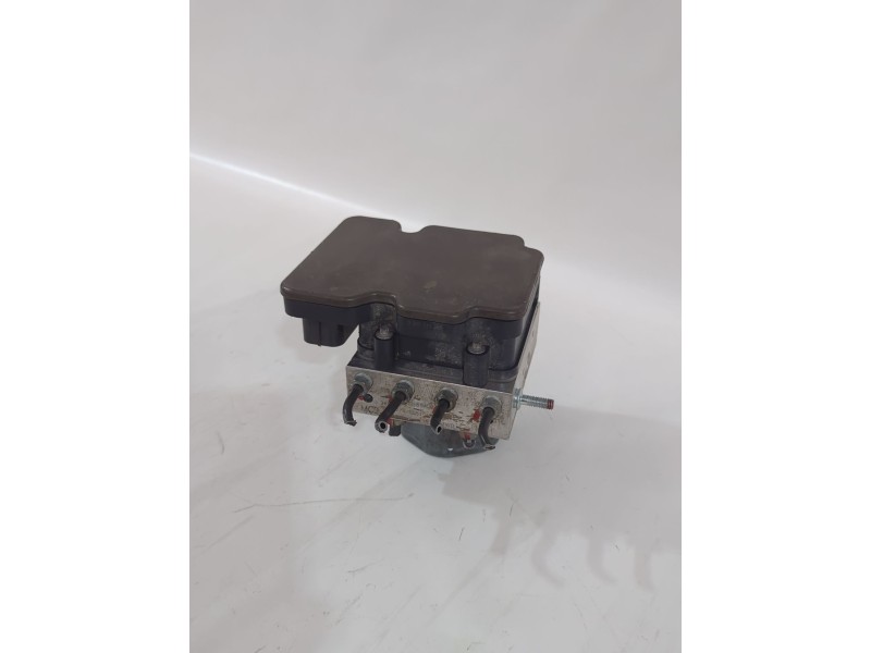 Recambio de abs para suzuki sx4 s-cross (jy) 1.4 t (akk 414) referencia OEM IAM 5611061M81000  