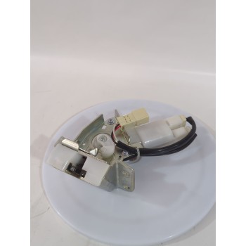 CERRADURA MALETERO / PORTON 8251061MA1000 