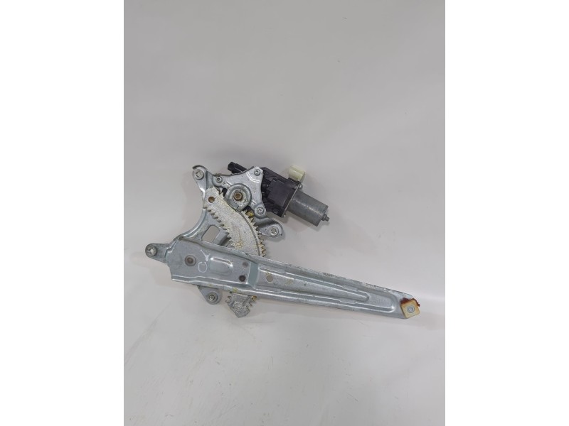 Recambio de elevalunas trasero derecho para suzuki sx4 s-cross (jy) 1.4 t (akk 414) referencia OEM IAM 8350161M00000  