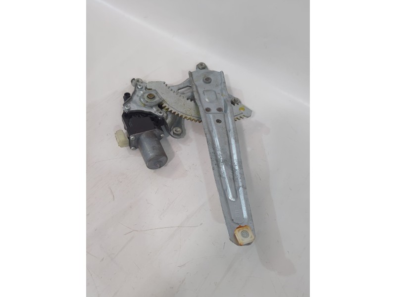 Recambio de elevalunas trasero izquierdo para suzuki sx4 s-cross (jy) 1.4 t (akk 414) referencia OEM IAM 8350261M00000  