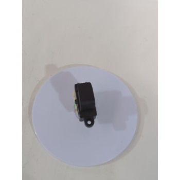Recambio de mando elevalunas delantero derecho para suzuki sx4 s-cross (jy) 1.4 t (akk 414) referencia OEM IAM 3799568L00000  