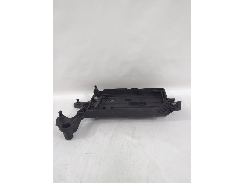 Recambio de soporte bateria para seat leon (5f1) 1.6 tdi referencia OEM IAM 5Q0915321H  
