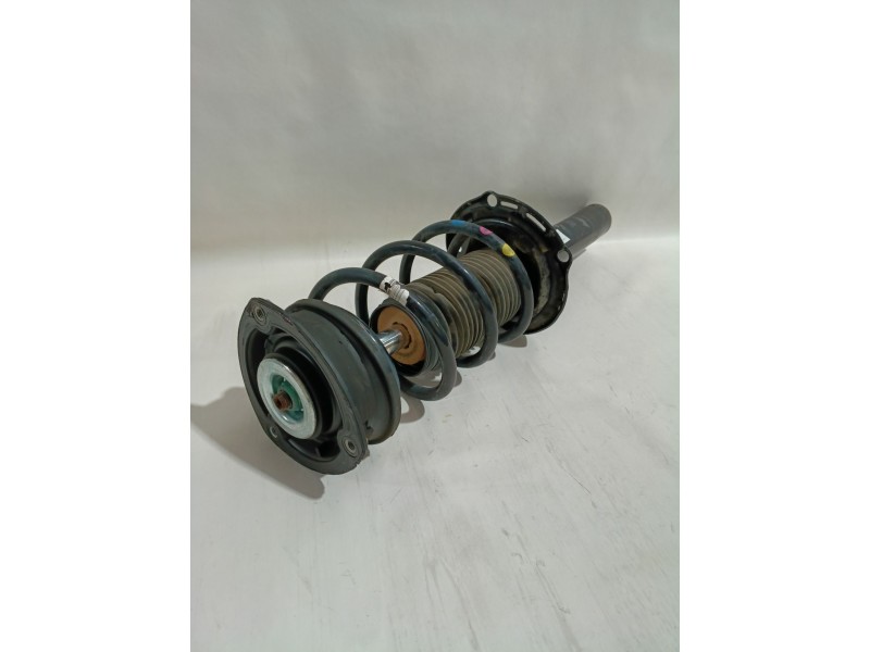 Recambio de amortiguador delantero derecho para seat leon (5f1) 1.6 tdi referencia OEM IAM 5Q0413023JA  