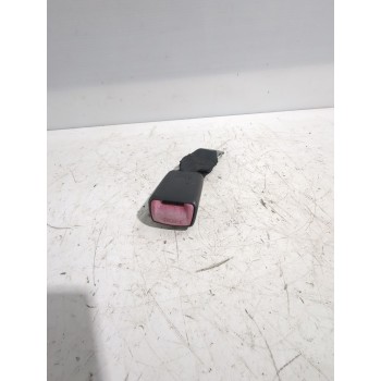 Recambio de enganche cinturon trasero izquierdo para peugeot 107 (pm_, pn_) 1.4 hdi referencia OEM IAM 8974LP  