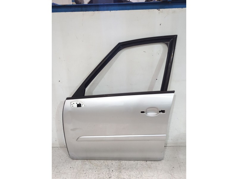 Recambio de puerta delantera izquierda para citroën c4 picasso i monospace (ud_) 1.6 hdi referencia OEM IAM 9002X7  