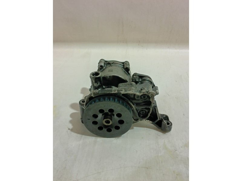 Recambio de bomba aceite para seat leon (5f1) 1.6 tdi referencia OEM IAM 04L145208  