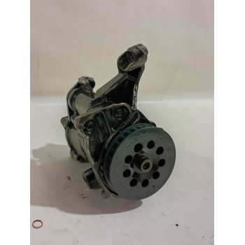 Recambio de bomba aceite para seat leon (5f1) 1.6 tdi referencia OEM IAM 04L145208  